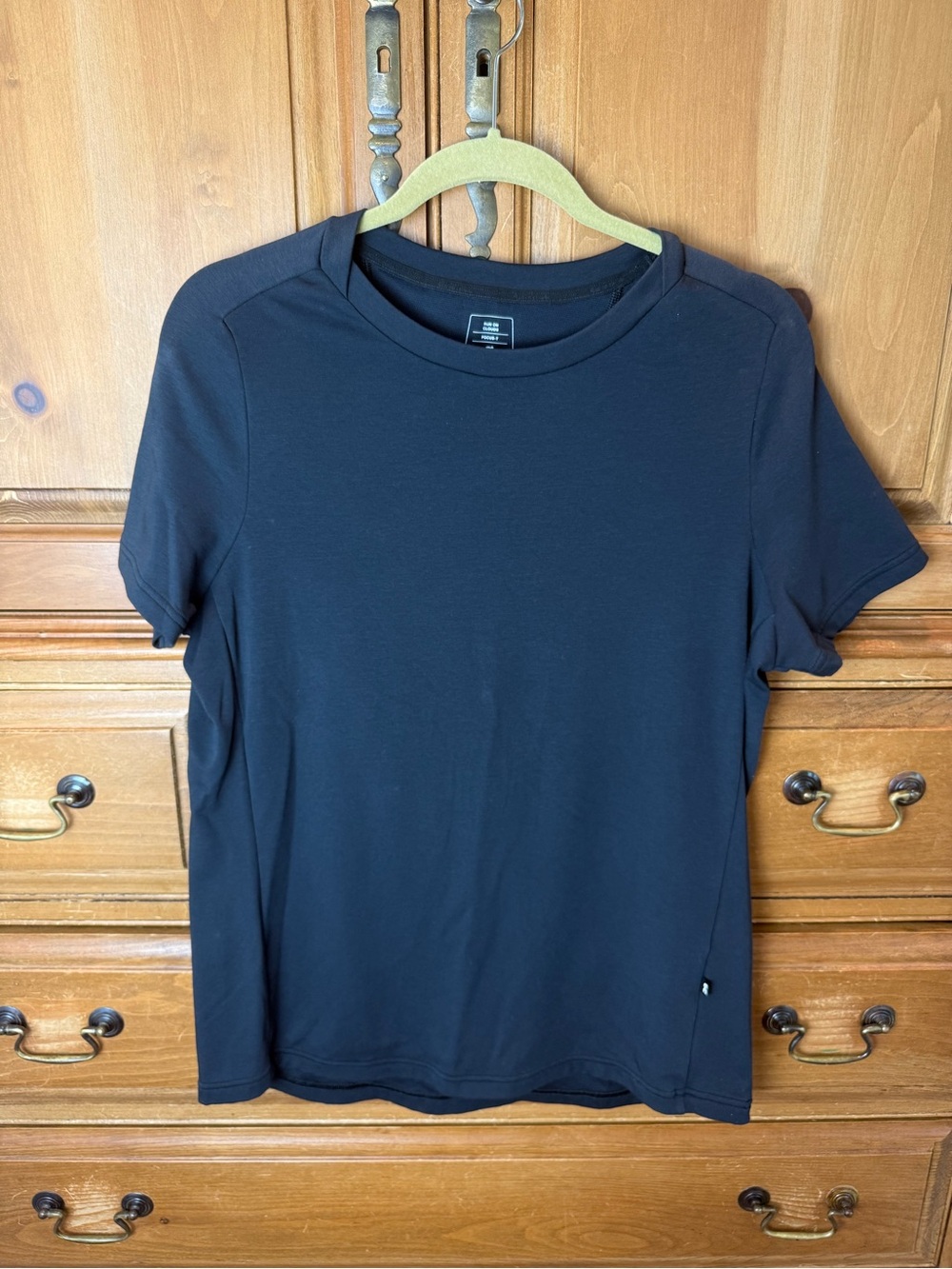 On Cloud Focus Running Run on Clouds Black Crew Neck T-Shirt